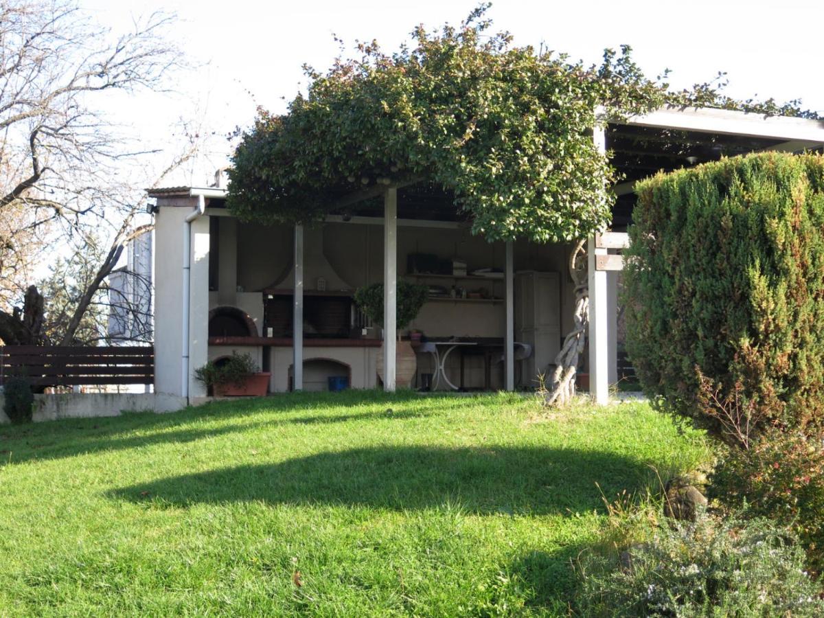 Lilia's House at Trikala Villa Bagian luar foto